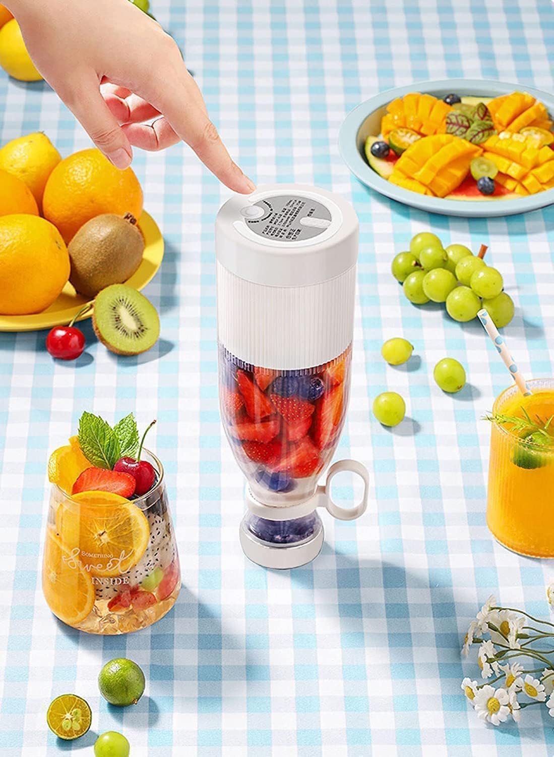 Portable USB Rechargeable Bottle Juicer – Fresh Juice Anytime, Anywhere